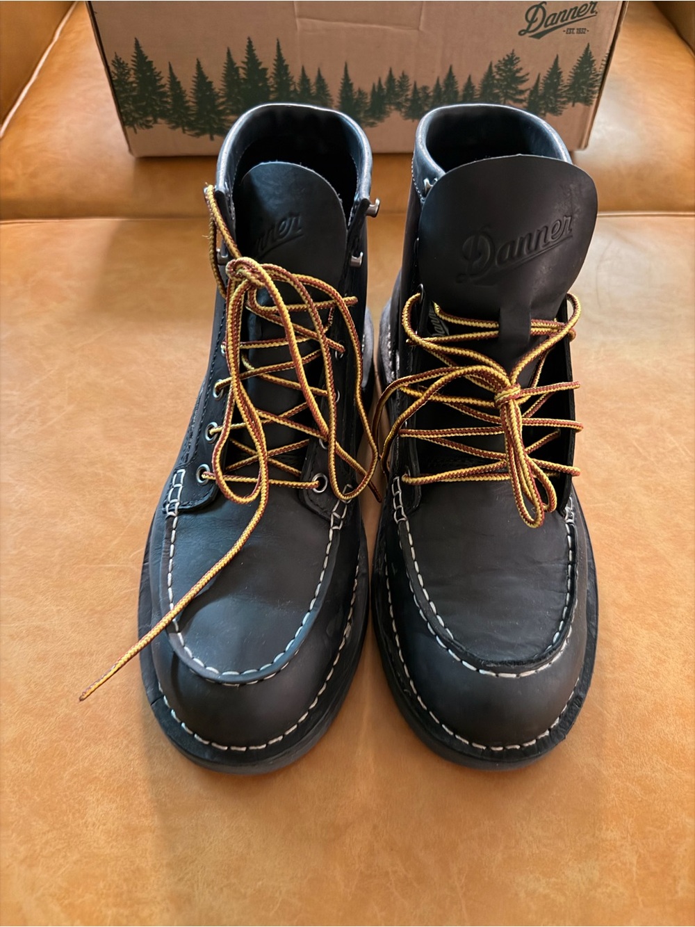 Danner Men’s Black Bull Run Moc Toe Work Boots